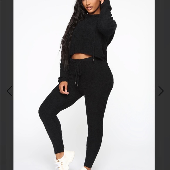 🥀DONATING 12/30 Couldn’t be Cozier Sweater Hoodie Set - Picture 2 of 8